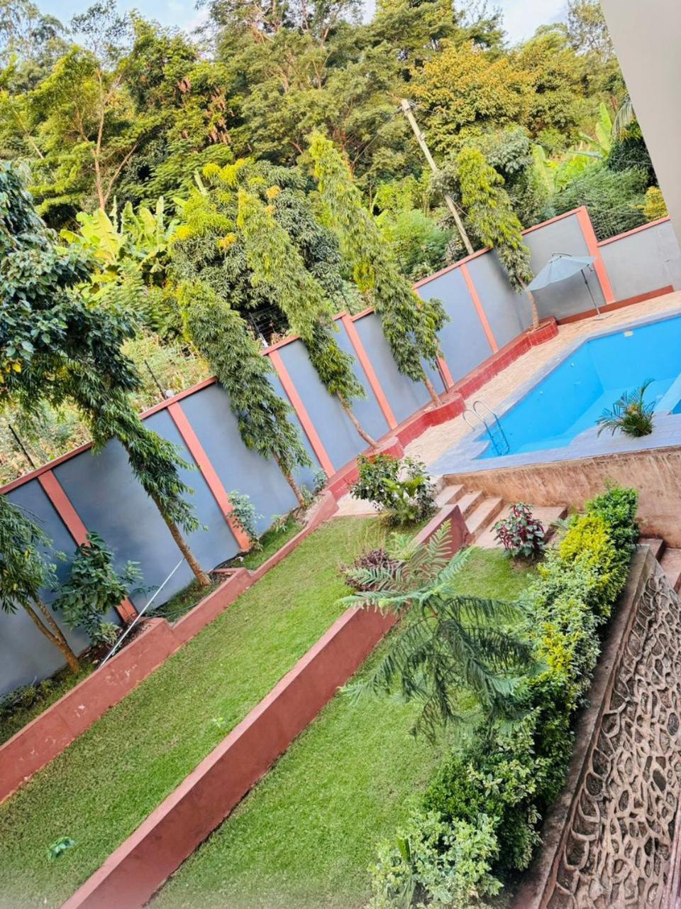 Greenside Hotel Arusha Esterno foto
