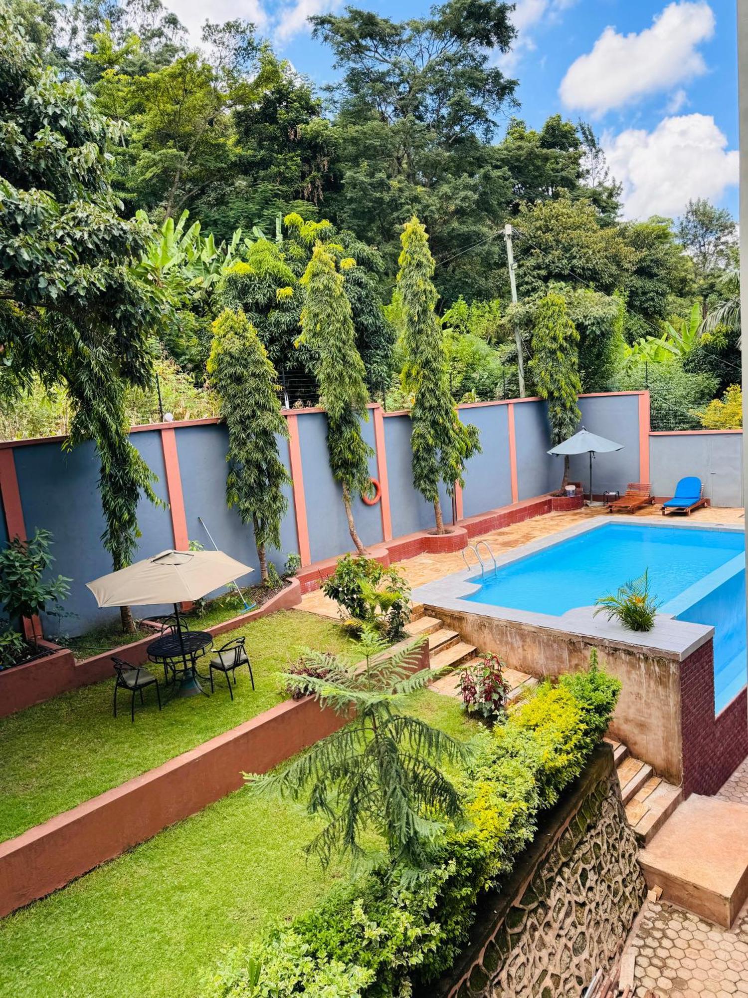 Greenside Hotel Arusha Esterno foto