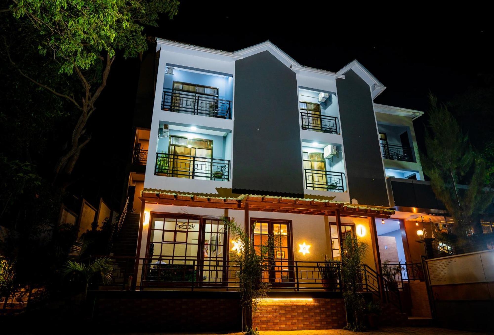 Greenside Hotel Arusha Esterno foto